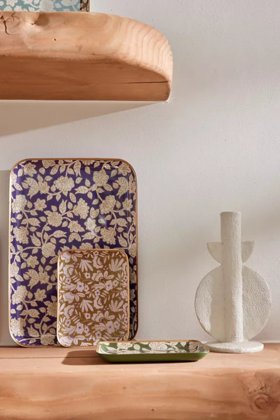 Plateau bohème chic à fleurs en métal émaillé Jaya Violine - Grand modèle
